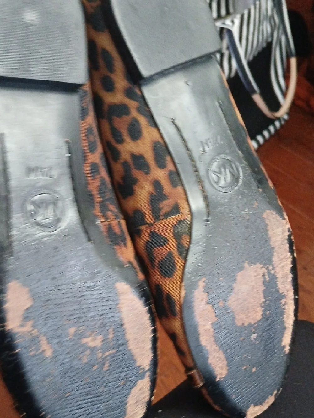 MICHAEL Michael Kors Leopard-Print Logo Ballet Flats - Brown/Black - Picture 5 of 7
